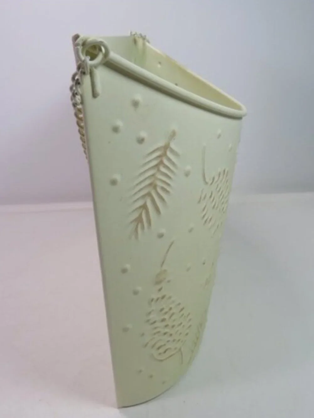 Hallmark Metal Wall Pocket Christmas Card Holder Hanging Planter ALL WINTER